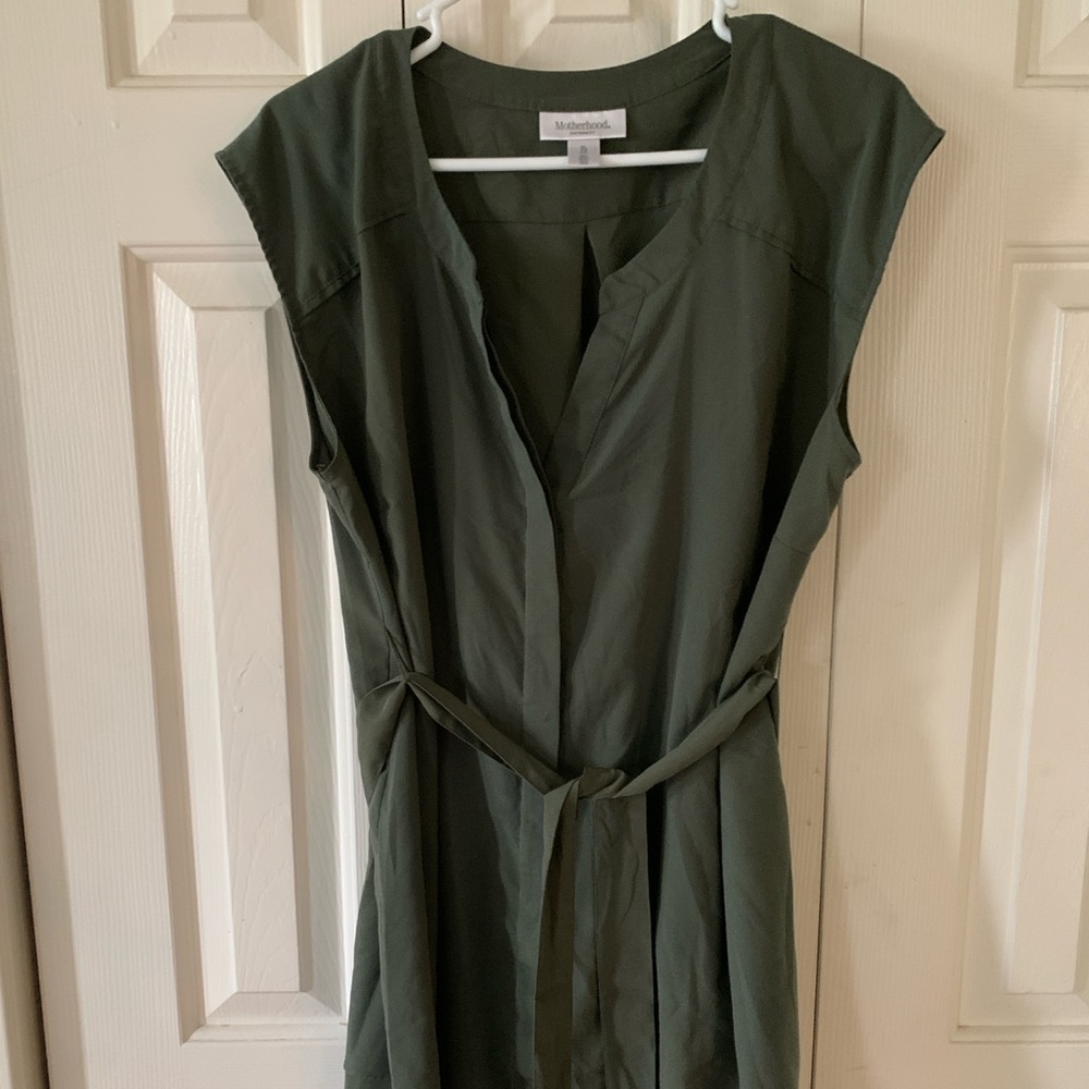 XL Motherhood Maternity Cap Sleeve Sage Green Tunic